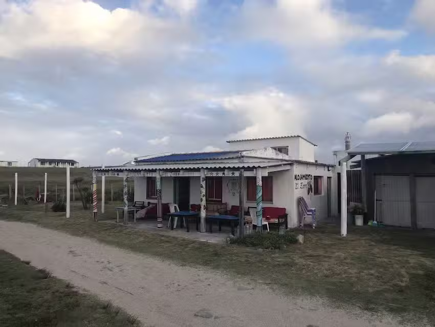 ALOJAMIENTO EL ZORRO