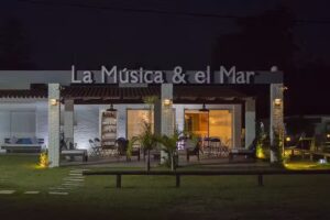 Aparthotel Música y Mar, Balneario Solís