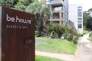 Be House Suites & Spa