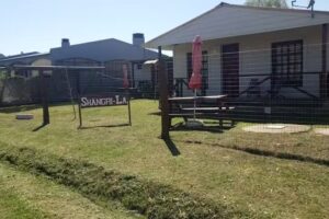 Cabaña Shangri-Lá Termas del Dayman