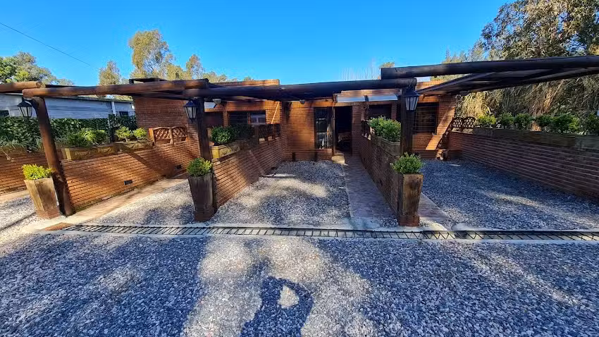 Casitas Solís, Fuente de la Salud