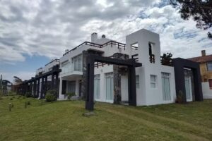 Colinas de Manantiales