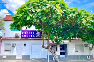 Correa Hotel