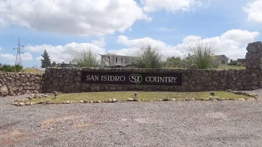 Country San Isidro