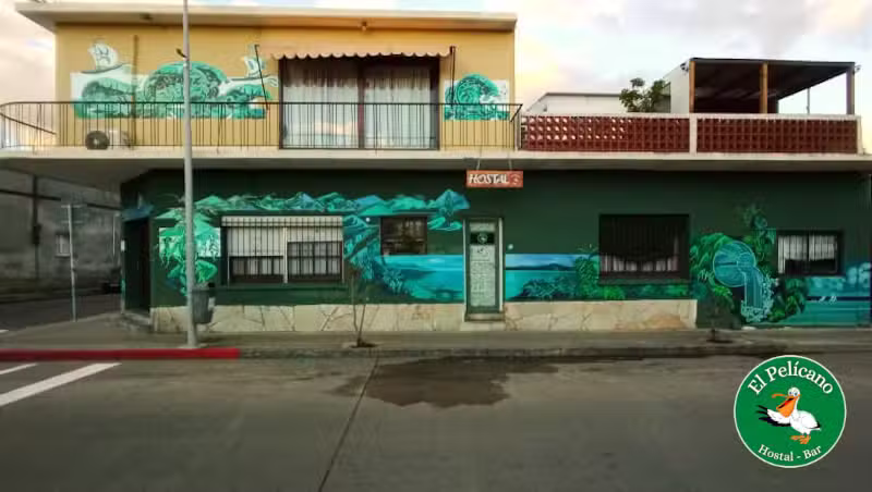 El Pelicano Hostal