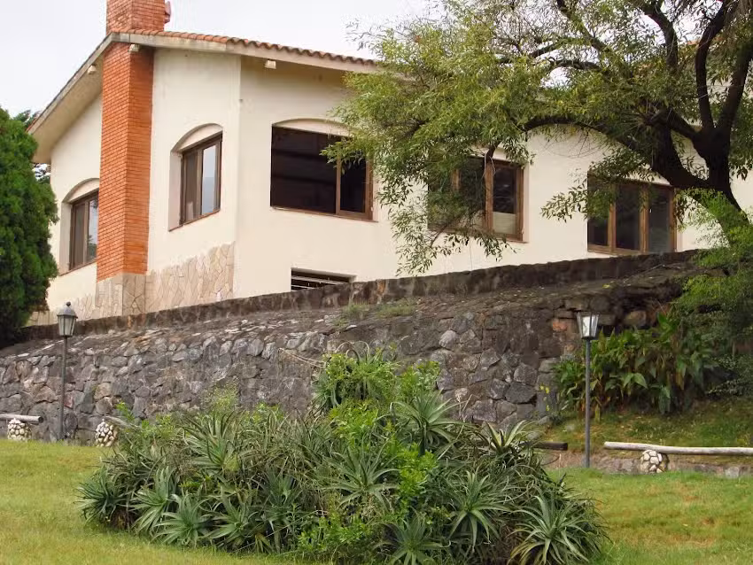 Hosteria y Parador Salus