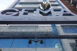 Hotel Gema Suites