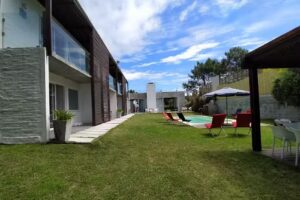 Hotel La Perla Domos