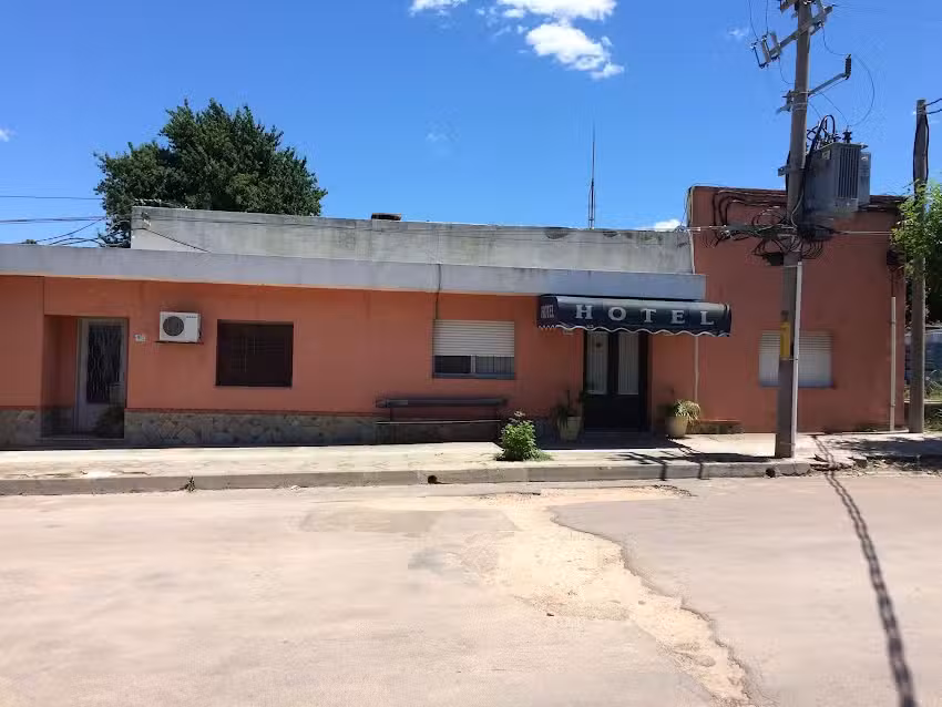 Hotel Martinez