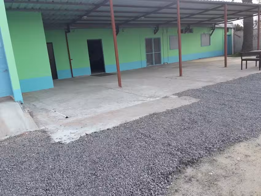 J. Serianos Hospedaje