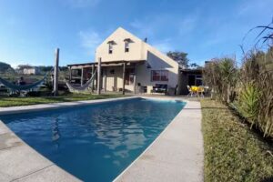 Luna Bonita Hostel & Posada