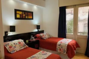 Residencial para adultos mayores Altos del Centro. Habilitada por MSP y Mides.