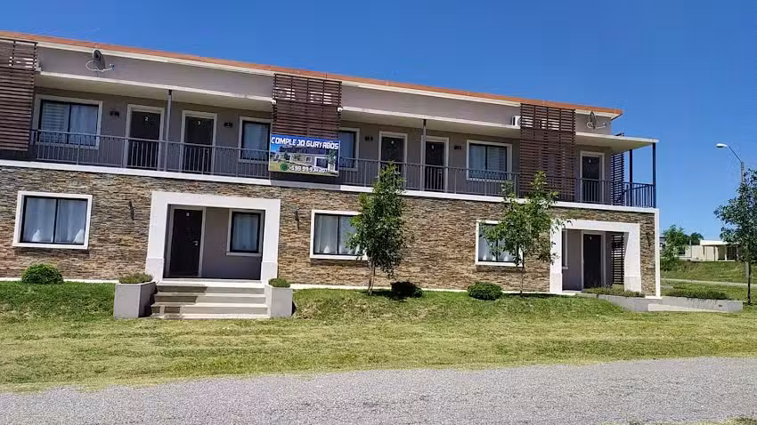 Termas de almiron Complejo Guayabos